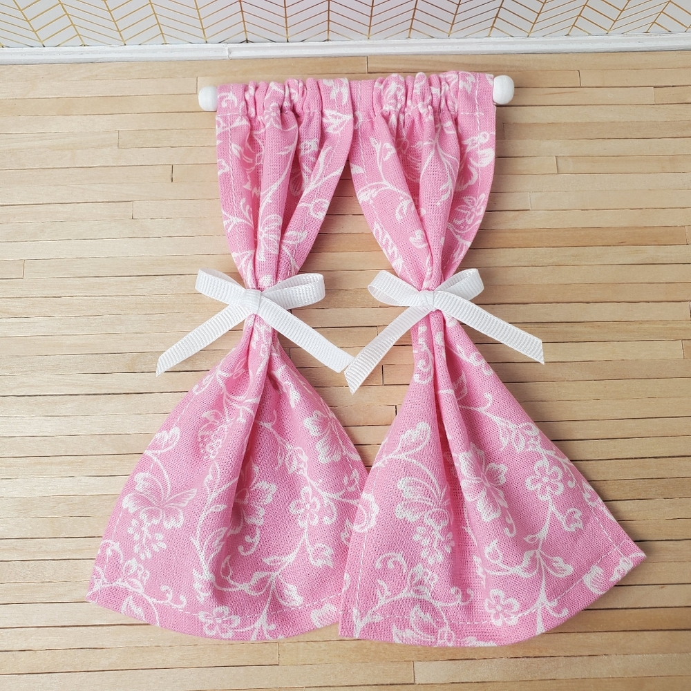 Miniature Dollhouse Pink Floral Curtains 1:12 Scale